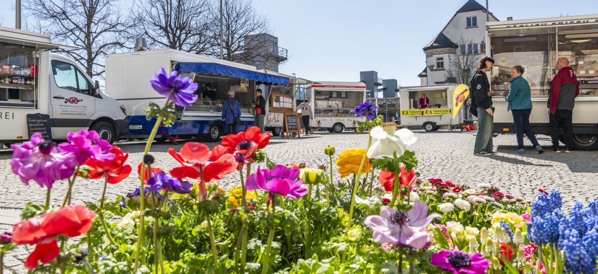 Treiben auf dem Monatsmarkt