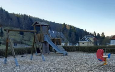 Ein Spielplatz in Haselbach.