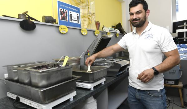 Klöße und Bräten to Go bietet die Klößerei Lindenhof im City Center. (Foto: Carl-Heinz Zitzmann)